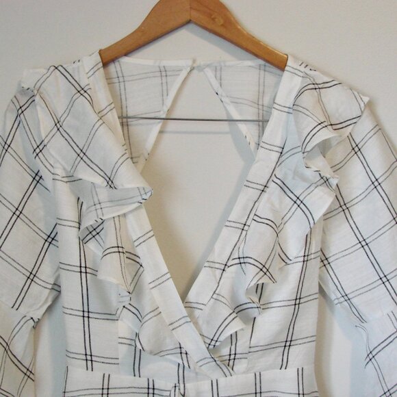 Saints + Secrets Mini Dress White Black Check Ruffle Trim Keyhole Back Small NWT - Picture 6 of 16